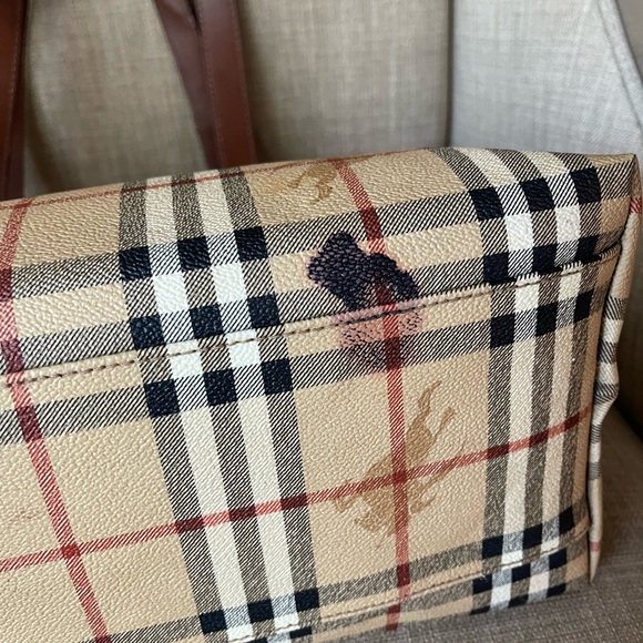 Authentic Burberry vintage nova check tote bag (F305) - Picture 3 of 15